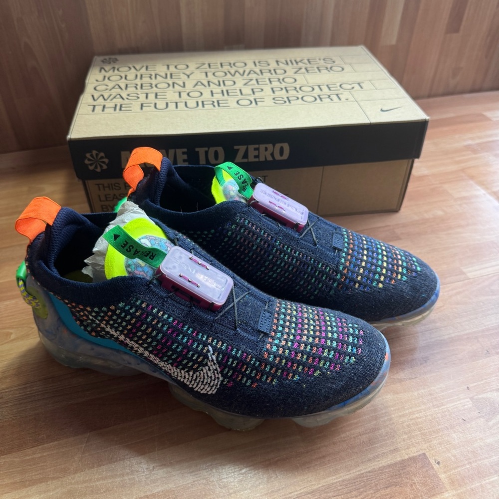 Nike air vapormax 2020 fk size 8.5 - Picture 4 of 10